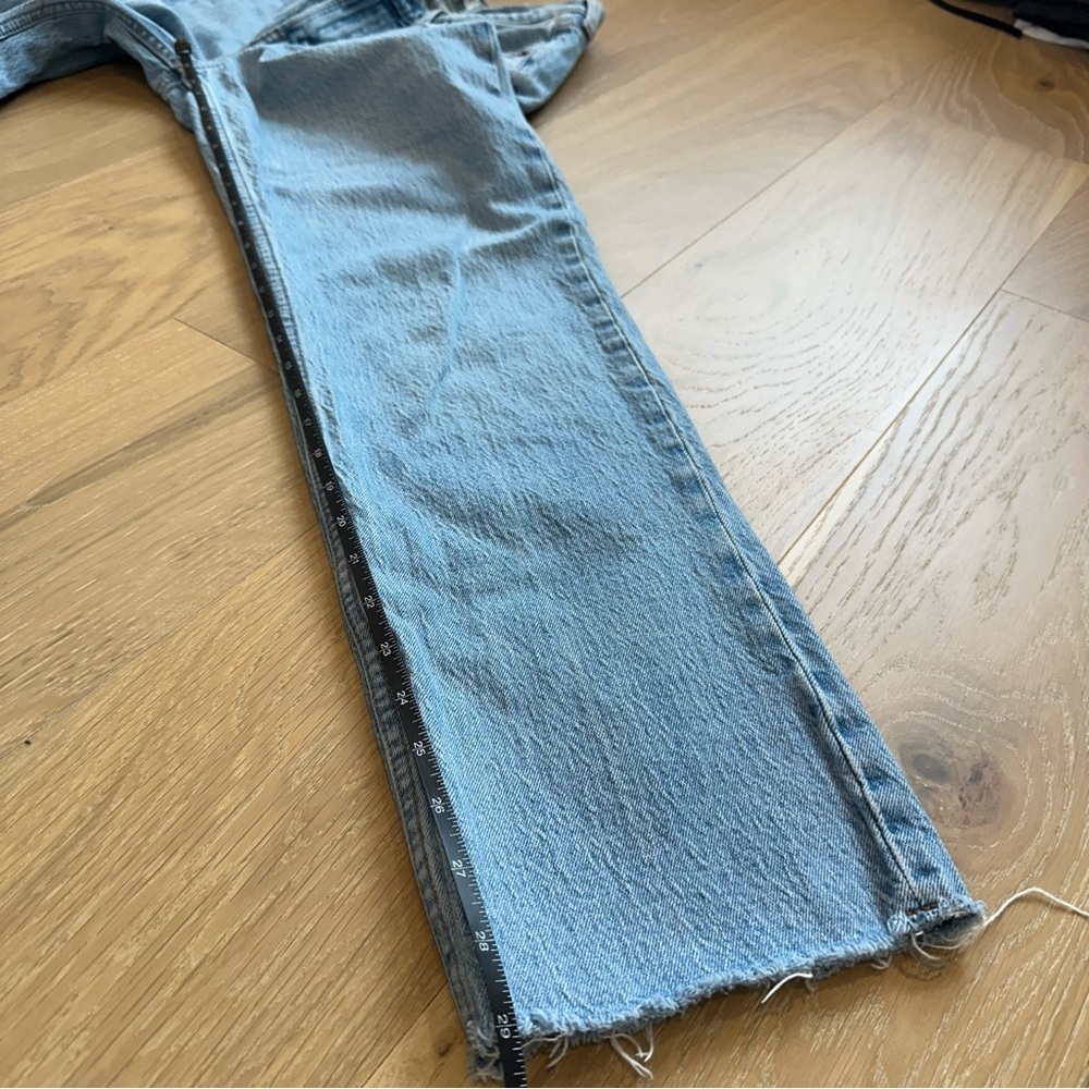 Abercrombie The 90s Straight Leg Mid Rise Jean Women’s Size 27 Light Wash Jeans - Picture 10 of 12
